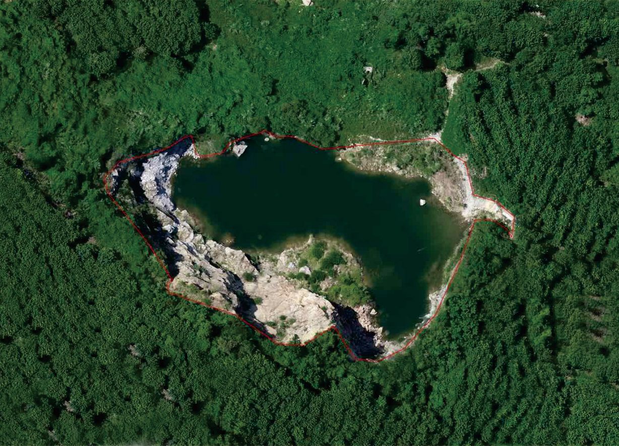 南辰农场天意顺闭坑矿山山体修复